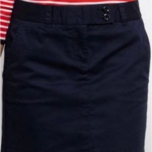 VINEYARD VINES NAVY DAYBOAT SKIRT WITH POCKETS• SIZE 2